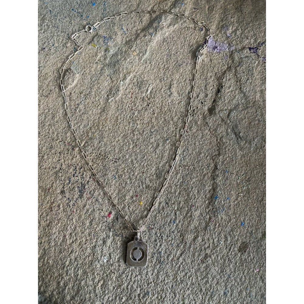 Vintage Silver Pendant Necklace Circular Infinity NG